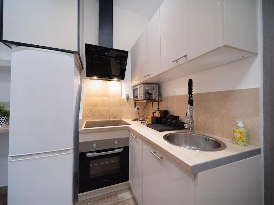 Appartement Tout Equipe 2 A 4 Couchages Au Coeur Du Vieux Port Marsylia Zewnętrze zdjęcie